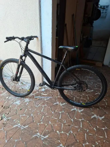 Bicicleta aro 29 em perfeito estado