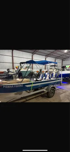 Lancha de pesca 