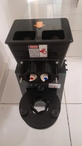 Máquina de Fazer Salgados Modeladora Compacta Pop 4.0