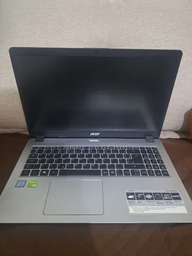 Vendo Notebook Acer com Defeito