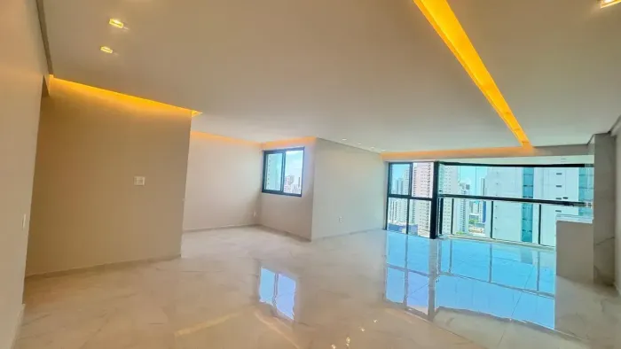 Boa Viagem, 3 Qts+Dependencia, 3 Suites, Varanda Gourmet, 135m², Reformado, Armários, Laze
