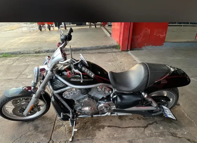 Moto - aceita troca em carro