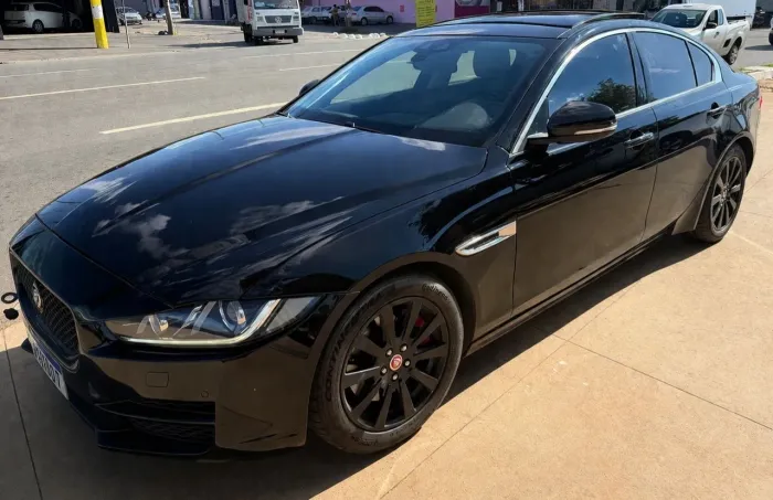 Jaguar XE 2.0 Turbocharged Pure 240cv Aut. 2017