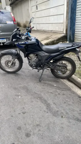 Honda XRE-190 Cor Azul. 