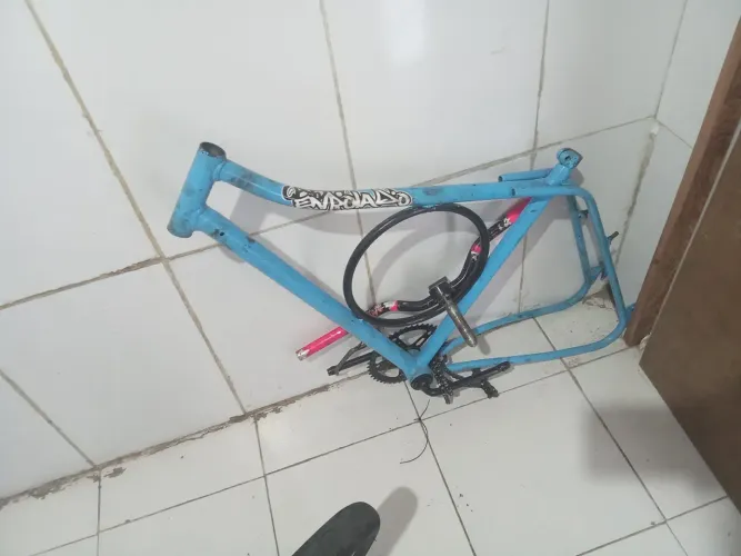 Quadro Monark