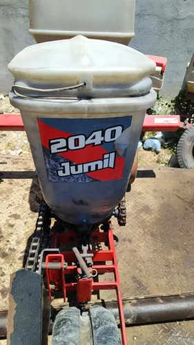 Plantadeira Jumil 2040 Nova