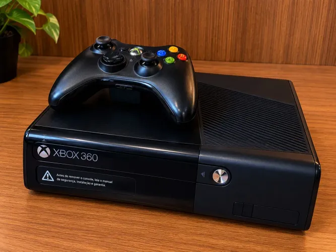 Xbox 360 Super Slim Desbloqueado + Controle