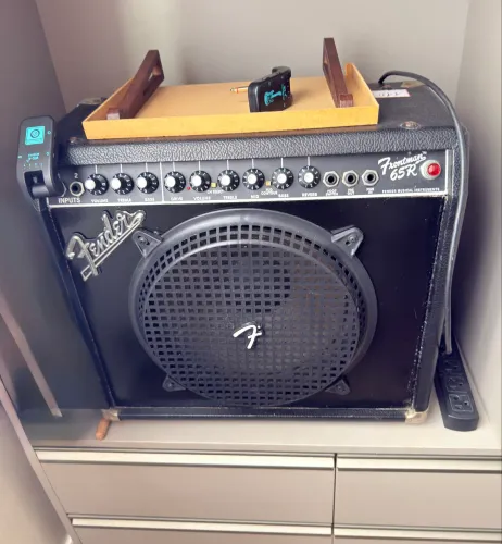 Amplificador Fender Frontman 65 R