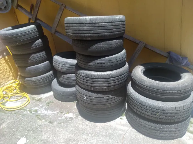 Todos os pineus 350 reais.