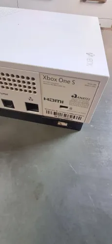 XBOX ONE S PARA RETIRADA DE PEÇAS 