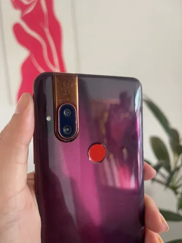 MOTOROLA ONE HYPER