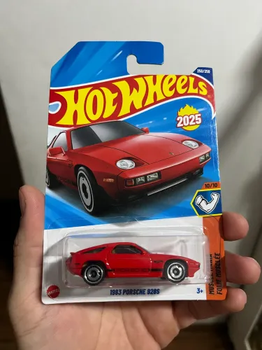Hot wheels 1983 Porsche 928S