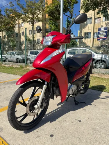 Biz 125 2021 com apenas 4.903km