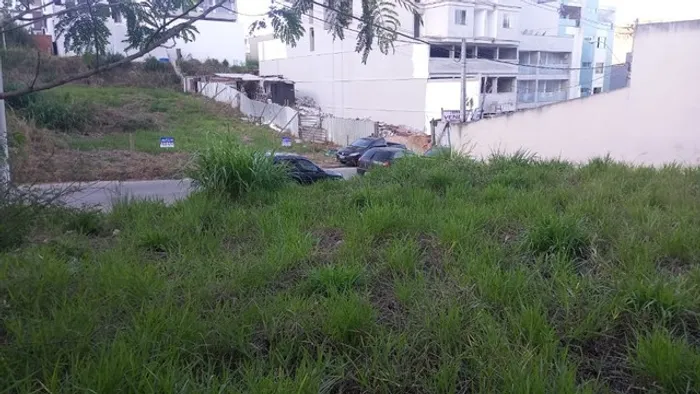Terreno no Bairro Vivendas do Lago