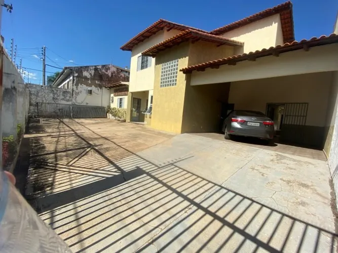 Vendo sobrado bem localizado (av cpa com Miguel sutil)