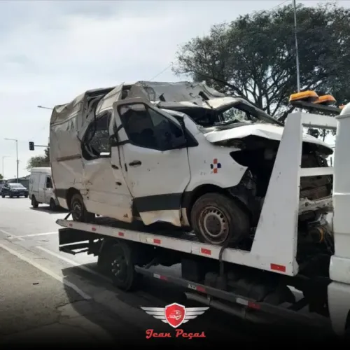 Sprinter sucata para retirada de peças