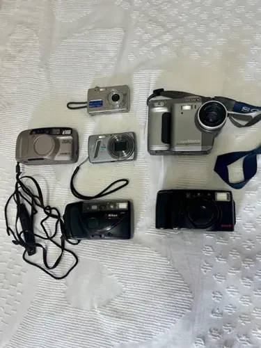 Kit lote 06 Máquinas fotográficas(Não funcionam! )