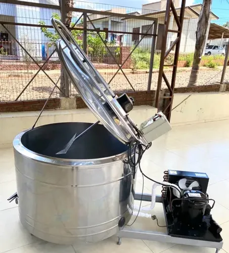 Tanque Tina Resfriador de Leite 300 Litros inox Misturador para Caldas Açaí de Sorvetes  