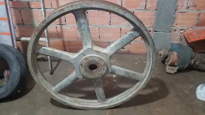 Polia Grande