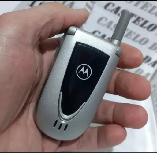 Motorola v66 PRIMEIRO FLIP MOT com chip celular antigo RELIQUIA 