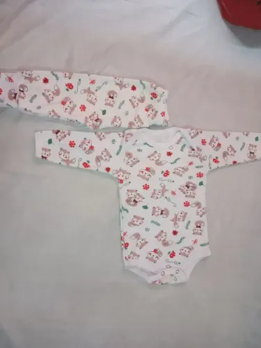 Conjunto de casaco com calça novo