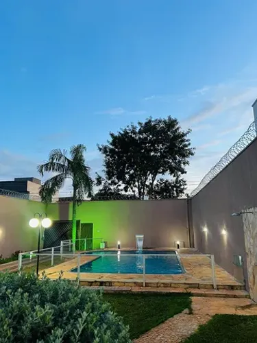 Espaço para eventos ou para morar. 