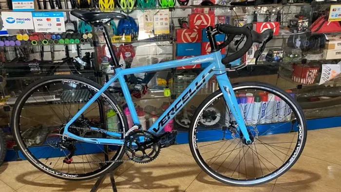 VENDO SPEED VERCELLI 16 VELOCIDADE RELAÇÃO SHIMANO FREIOS A DISCO MECÂNICO SHIMANO 