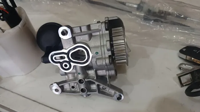 Bomba de óleo do motor ONIX TRACKER 3c