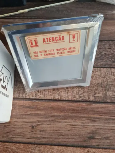 Saboneteira e papeleira cipla