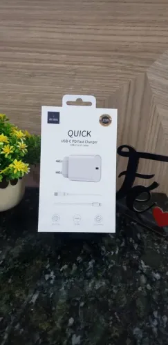 KIT CARREGADOR QUICK FAST CHARGER PD 20W - WIWU