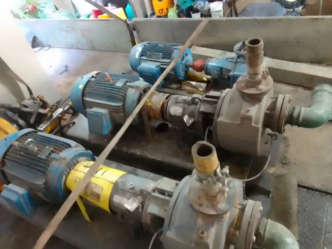 Motor elétrico com bombas