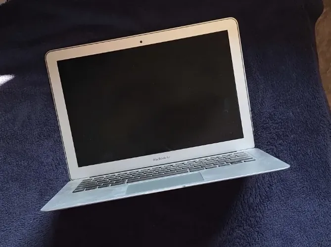 MacBook Air 13" 2017 | Intel Core i5 | 8GB RAM | 128GB SSD