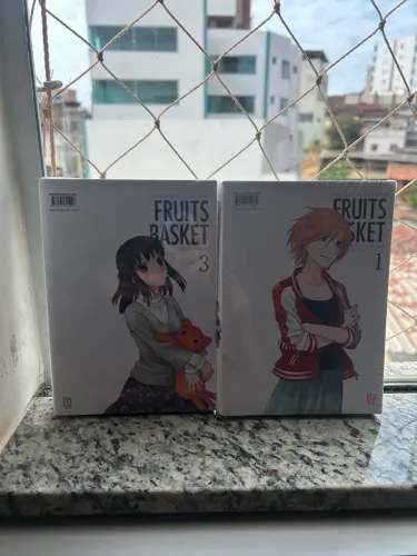 Mangás Fruits Basket Volumes 1 e 3 - Lacrados