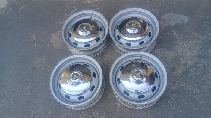 RODAS+CALOTAS MEXICANA PRO FUSCA BRASÍLIA VARIANT 