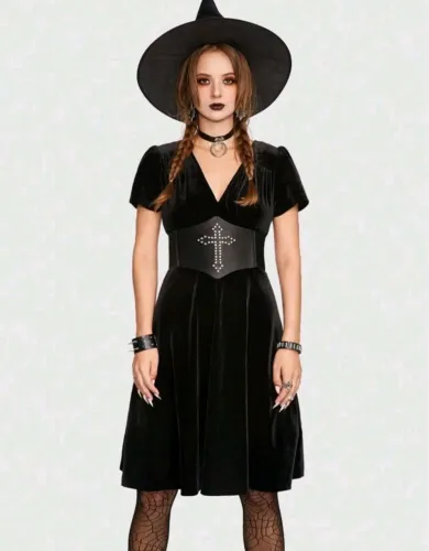 Vestido Preto de Veludo