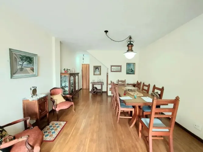 Cobertura com 4 quartos à venda, 230 m² por R$ 850.000 - Centro - Juiz de Fora/MG