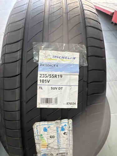 Pneu Michelin Primacy 4 - 235/55R19