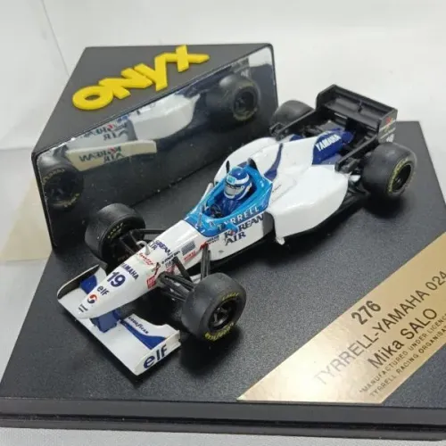 Miniatura Tyrrell Yamaha 024 1996 Onyx 1/43 (acrílico)