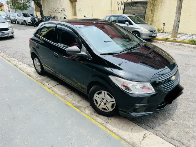 Chevrolet Onix JOY Hatch 1.0 8V Flex Mec. 4P 2018