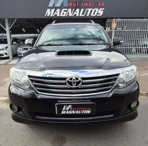 Toyota Hilux SW4 SRV D4-d 4X4 3.0 TDI Dies. AUT 2013