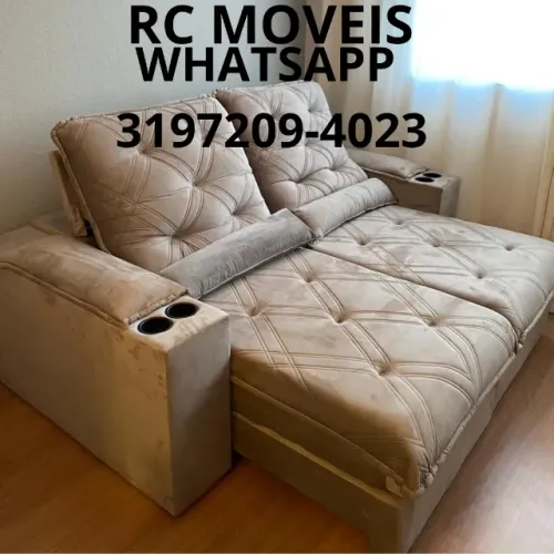 Sofá Retrátil Cuiabá com Porta-Copos - Conforto e Praticidade