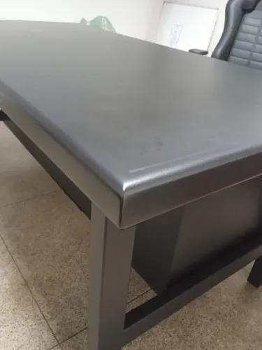 Plotagem mesa de escritório 