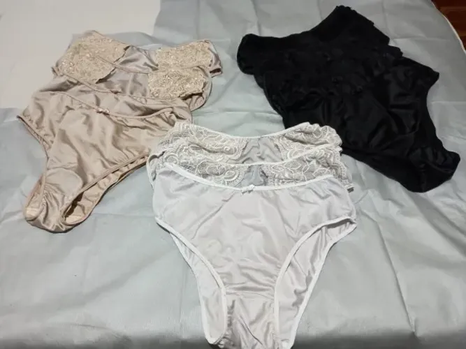CALCINHAS 12 PÇS - TAM. 52 PLUS SIZE - VÁRIAS CORES - USADO