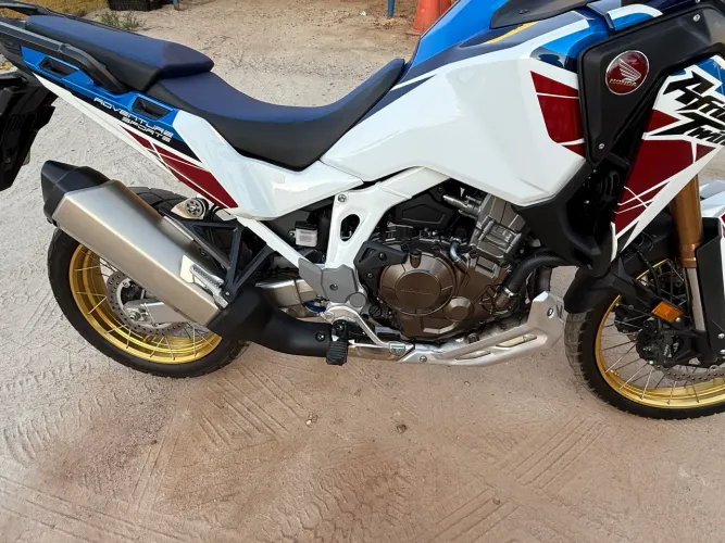 Honda África Twin Adventure Manual 1100 cc