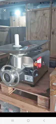 Moedor de Carne Industrial Skymsem Boca 22 pronta entrega - Marcos