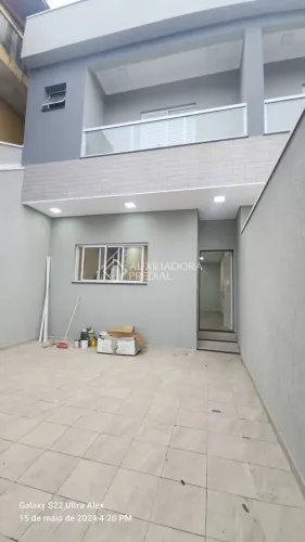Casa moderna com 2 quartos, sendo 1 suíte, na Vila Nova Mauá - Mauá SP