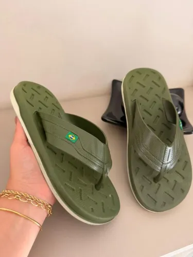 Chinelo masculino