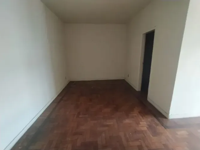 Apartamento com 02 quartos, Zé Garoto.