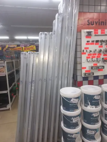 escada extensiva de aço 5 degraus 2,40 de altura 229,90 a vista 