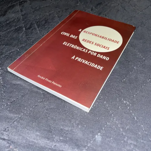 Vendo livro acadêmico